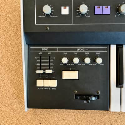 Roland Jupiter 6 61-Key Synthesizer – Mint – Professionnaly Serviced – Original Box – Warranty image 7