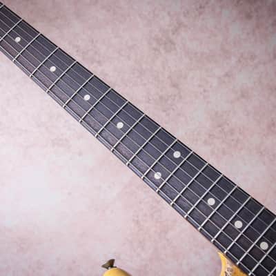 FENDER USA Masterbuilt '61 Reissue Stratocaster Heavy Relic *Vincent Van Trigt " Vintage White + Rosewood" (2024) image 13
