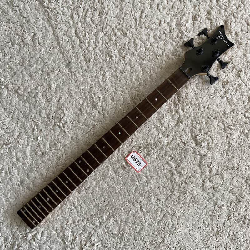 Dean Black 4 String Bass Maple Wood Neck, Rosewood Fingerboard image 1