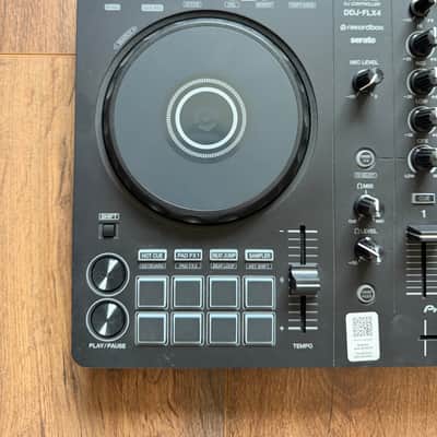 Pioneer DDJ-FLX4 2-Channel DJ Controller 2022 - Present - Graphite image 4
