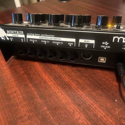Moog Minitaur Rev2 TBP002 2012 - Present - Black image 4