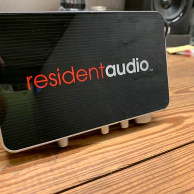 Resident Audio T2 Thunderbolt Interface image 1