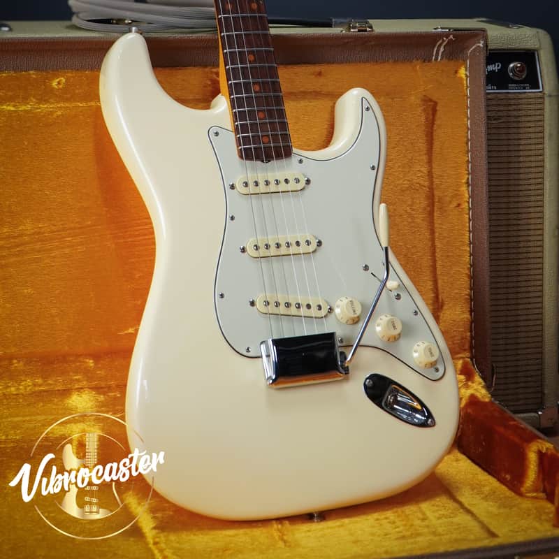 2022 Fender American Vintage II '61 Stratocaster Olympic White MINT w/G&G