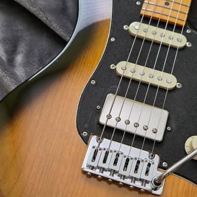 Vola OZ RV MC Electric Guitar + Sunburst Finish image 14