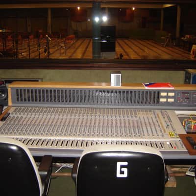 Sony MXP 3000 Mixing console image 2