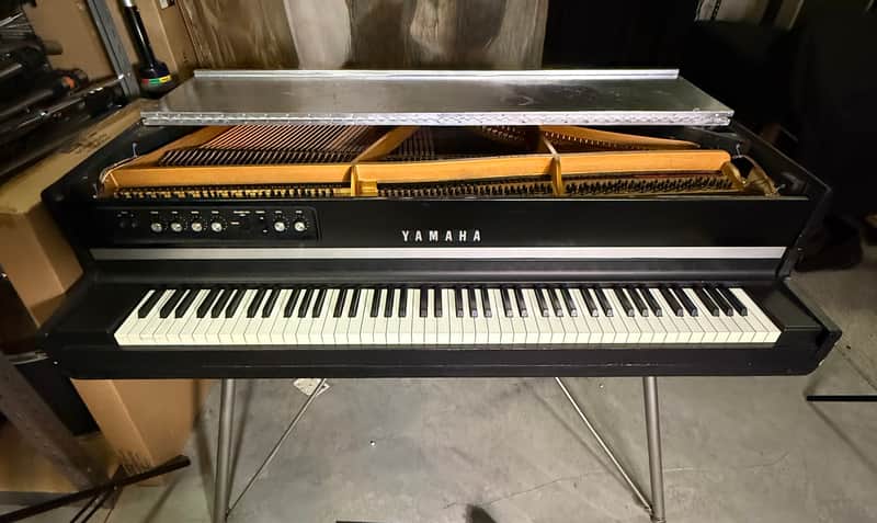 Yamaha CP-80 Electric Grand Piano 1976 - 1985 - Black