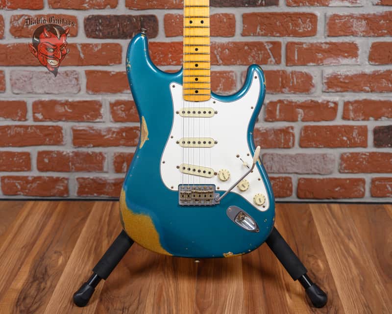 Fender Custom Shop 2017 Limited NAMM 64 Stratocaster Relic 2017 Ocean Turquoise Over Gold w/OHSC image 1