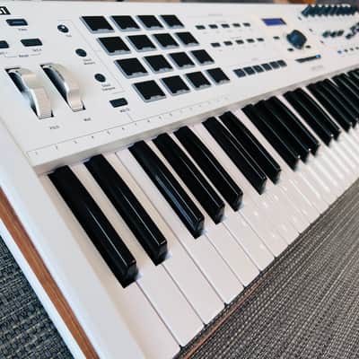 ARTURIA KeyLab MK-II 61 in Excellent Con. image 1