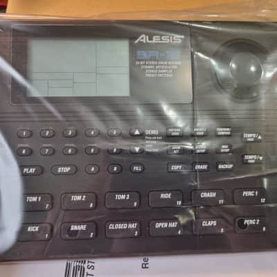 Alesis SR-16 Drum Machine 2010s - Black image 9