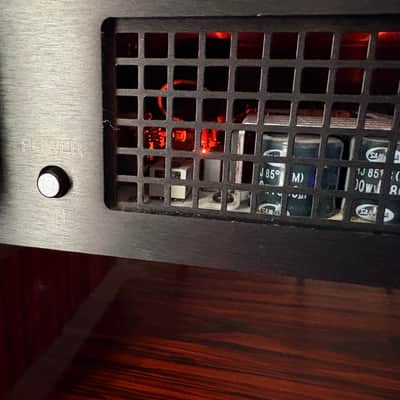 Matrix GT1000FX  2U Stereo Power Amplifier image 3