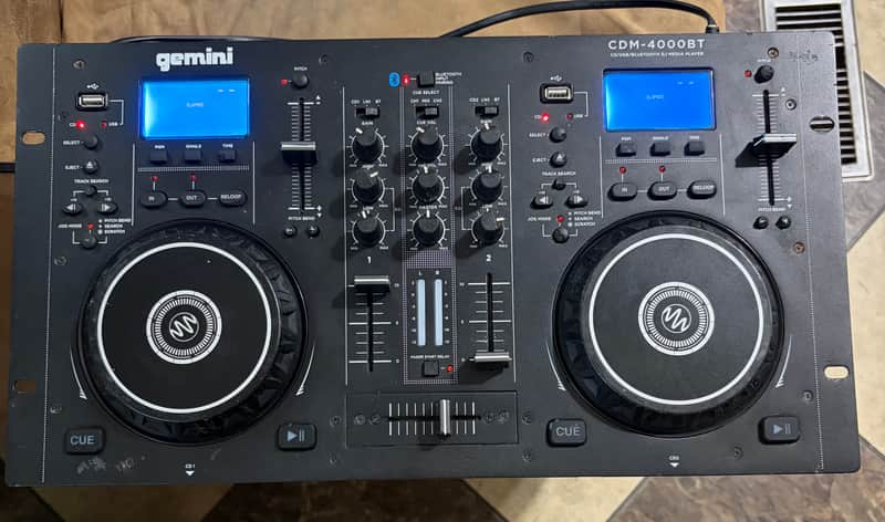 Gemini CDM-4000BT Dual Deck DJ Controller 2020 - Present - Black image 1