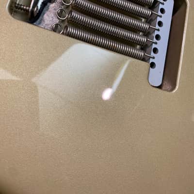 Video! Fender John Mayer Signature Stratocaster - Shoreline Gold w/ Maroon Racing Stripe image 25