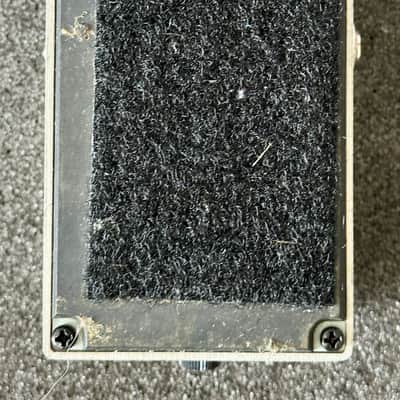 Boss DD-6 Digital Delay Pedal - White image 2