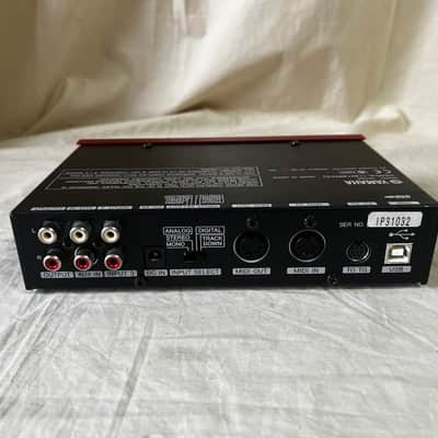 Yamaha UW500 USB Audio/MIDI Interface / power supply image 2