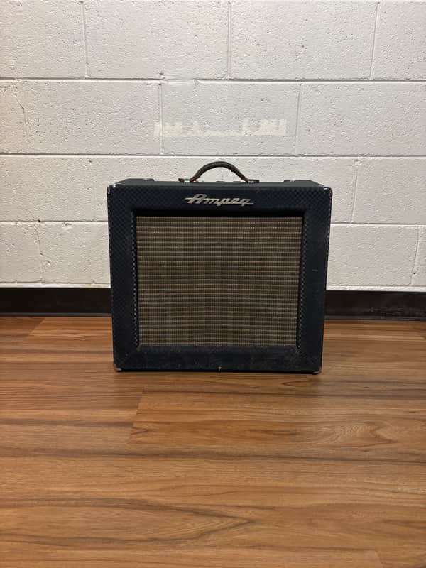 Ampeg Model J-12T Jet II 15-Watt 1x12