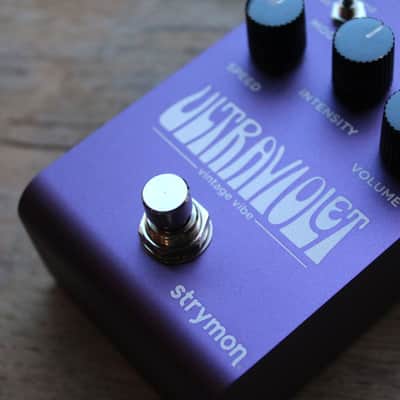 STRYMON "Ultraviolet Vintage Vibe" image 7