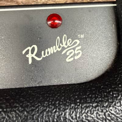 Fender Rumble 25 V3 25-Watt 1x8" Bass Combo Amplifier – Black – Used image 8
