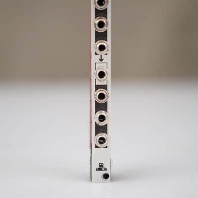 Intellijel BUFF MULT Eurorack Module w/ Tiptop Stackcables #58527 image 4