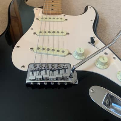 Squier  Stratocaster Korea   1993 in Black image 3
