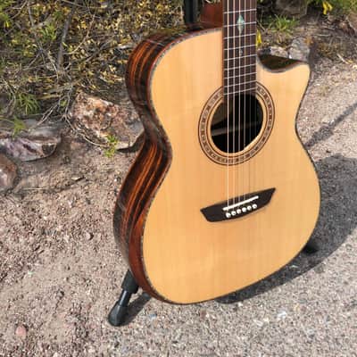 Washburn WCG80SCEG-L WCG80 Comfort Series Grand Auditorium Cutaway Acoustic Electric Guitar w/ Case image 9