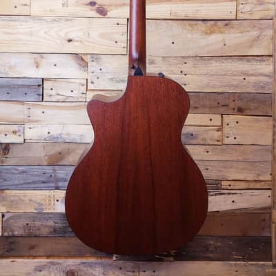 Taylor 324ce Grand Auditorium Mahogany Shaded Edgeburst ES2 2024 - Mahogany Shaded Edgeburst image 4