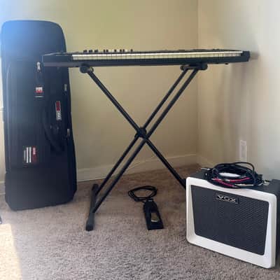 Roland VR-9 61 key Keyboard 2022 - Black image 2