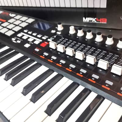 AKAI MPK49 2000-2025 - NOIR -BLANC-ROUGE image 6