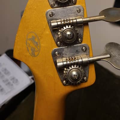 Fender Japan 1991-92 “Order Made” ’62 Reissue Precision Bass – Lake Placid Blue Sparkle w/ Matching Headstock image 6