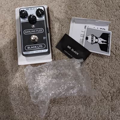Mr. Black Darling Fuzz 15/50 image 3