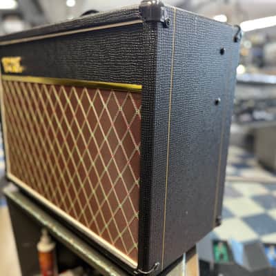 Vox AC15C1 Custom 2-Channel 15-Watt 1x12" tube Guitar Combo 2019 - Present - Black image 3