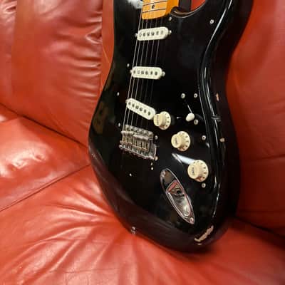 2008 Fender Custom Shop David Gilmour Stratocaster Relic Black over 3-Color Sunburst image 6