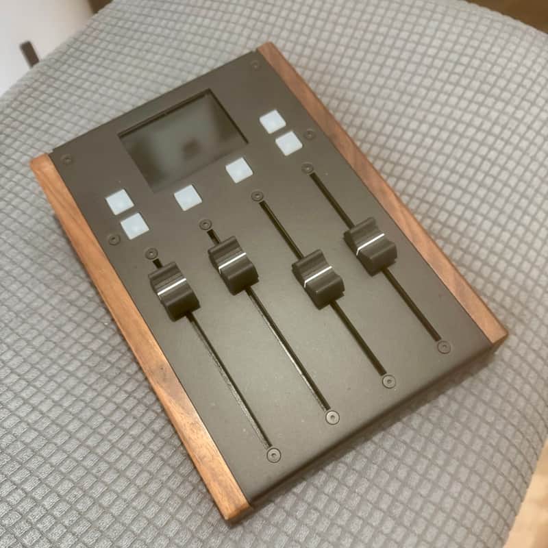 Audio Imperia FVDE MIDI controller 2020 - Black with wooden cheeks image 1