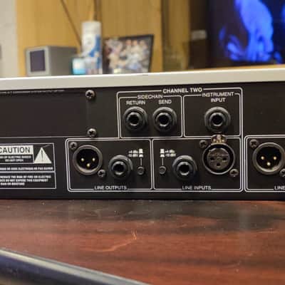 Dbx 566 compressor | Reverb
