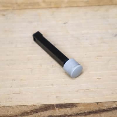 E-mu EP422-02 Gray Power Button Cap with Extender for Proteus 1000/2000 U237397