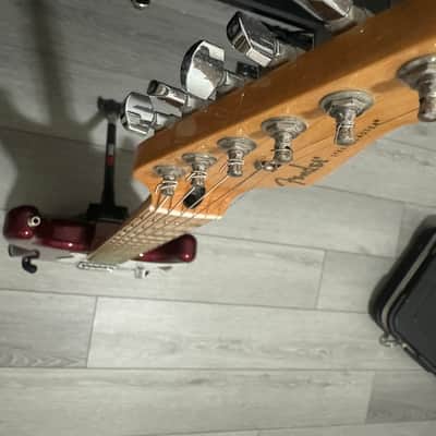 Fender Blacktop Stratocaster HH with Maple Fretboard 2011 - 2014 - Candy Apple Red image 6