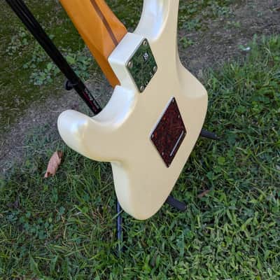 Fender Stratocaster Player Plus Noiseless Pickups Push/Pull Pot Olympic Pearl image 8
