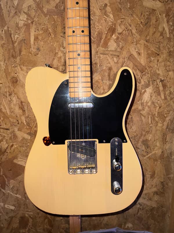 2021 Fender 75th Vintera Road Worn ’50s Telecaster Maple Fingerboard Vintage Blonde