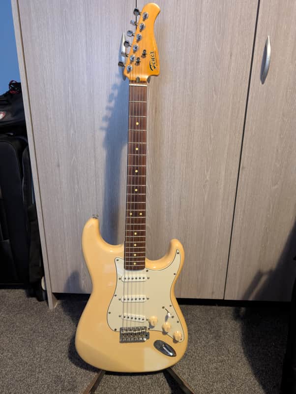Fenix by Young Chang Stratocaster 1980s/1990s image 1