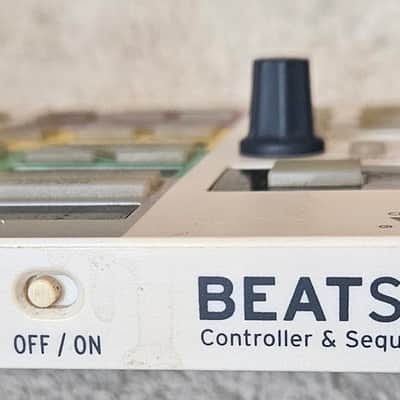 Arturia BeatStep Pro MIDI Controller 2017 - Present - White image 2