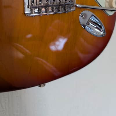 Fender Deluxe Stratocaster HSS Maple Fretboard 2019 Tobacco Sunburst image 19