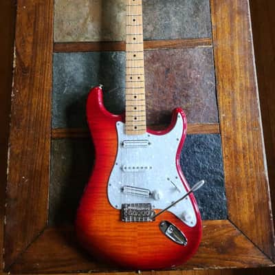 Fender Player Strat partscaster 2015 - cherry burst image 3