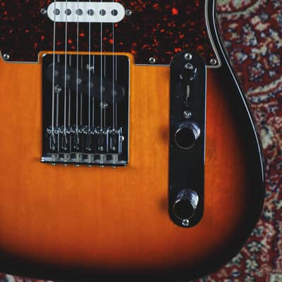 Fender Deluxe Nashville Telecaster - Brown Sunburst image 12