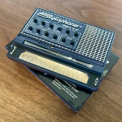 Stylophone Gen X-2 2025 image 2