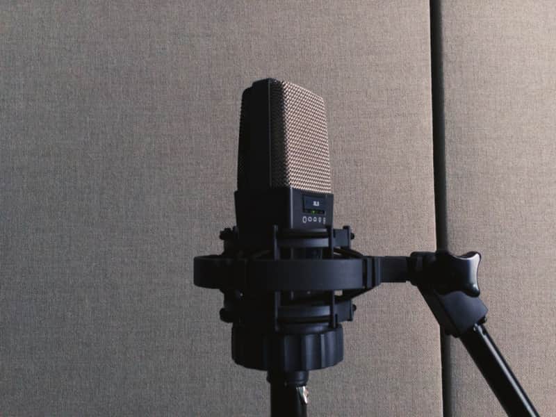 AKG C414 B XLS Large Diaphragm Multipattern Condenser Microphone