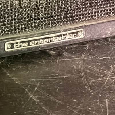 EV The Entertainer Tapco Model 100s Two Way Constant Directivity Speaker System 8 OHM image 4