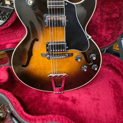 Gibson ES 175D Hollowbody Electric Guitar w Original Case 1982 image 2