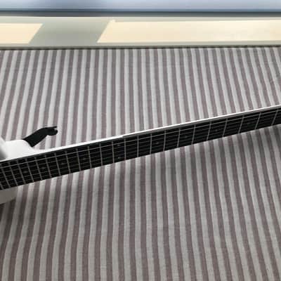 Steinberger Synapse ST-2FPA TranScale headless Baritone, gloss WHITE finish, OEM gig-bag with factory accessories image 12