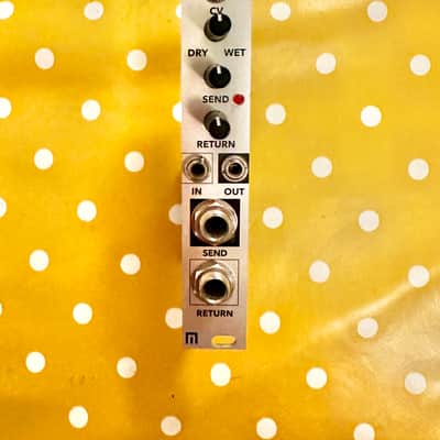 Malekko  SND / RTN Instrument Line-Level Send & Return Mixer Eurorack Module image 1