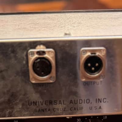 Universal Audio 1176AE Anniversary Edition Black / Blue Stripe Stereo Pair. Rare image 12