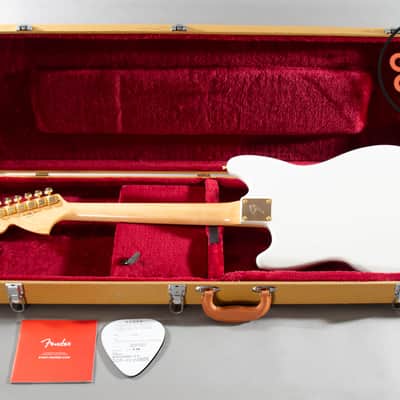 2025 Fender Japan MIJ Traditional 60s Mustang White Pearl Matching Headstock Gold Hardware image 6
